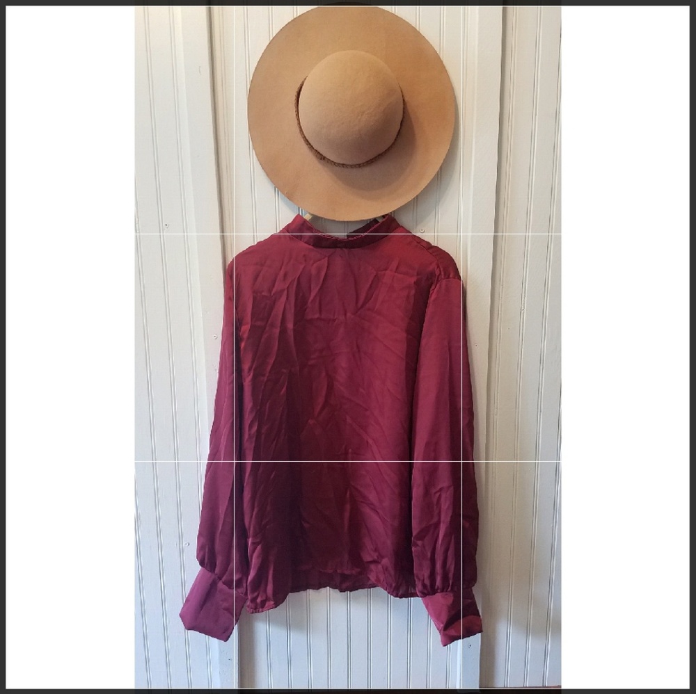 No brand burgundy maroon fall top